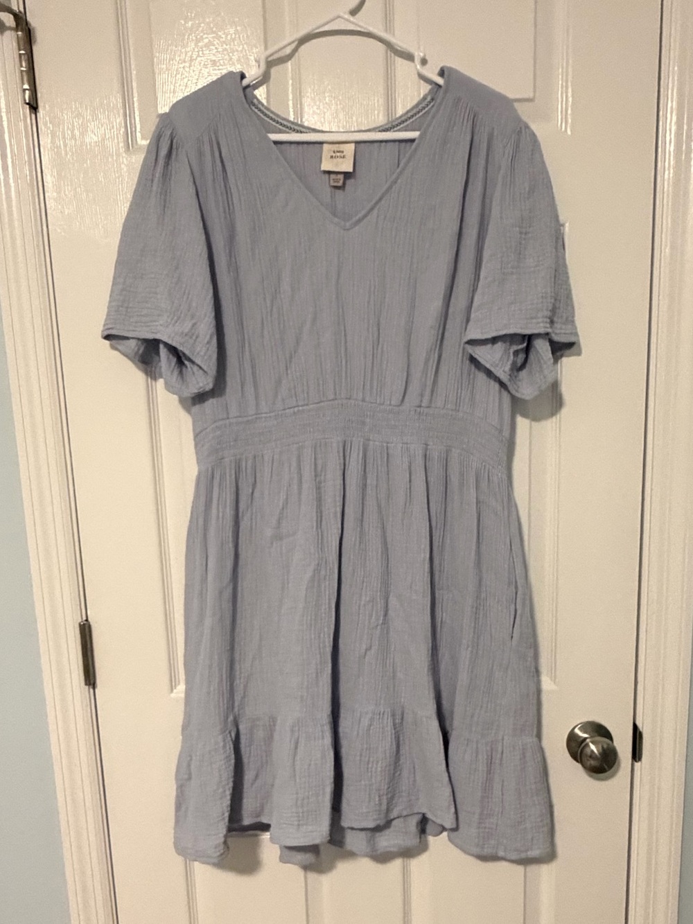 Knox Rose Pale Blue V-Neck Textured Dress